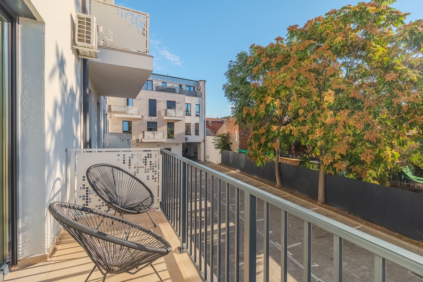 Oak Flat | 2BR, 2BA & Private Parking 19 FlatWhite Properties