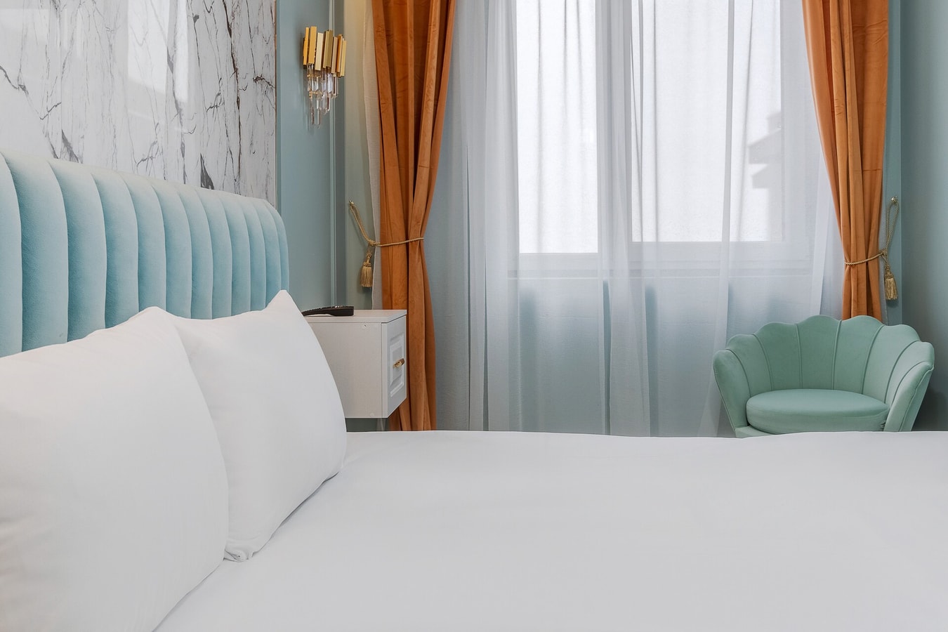 Lilla Flats 1103 - Royal Chic 17 FlatWhite Properties