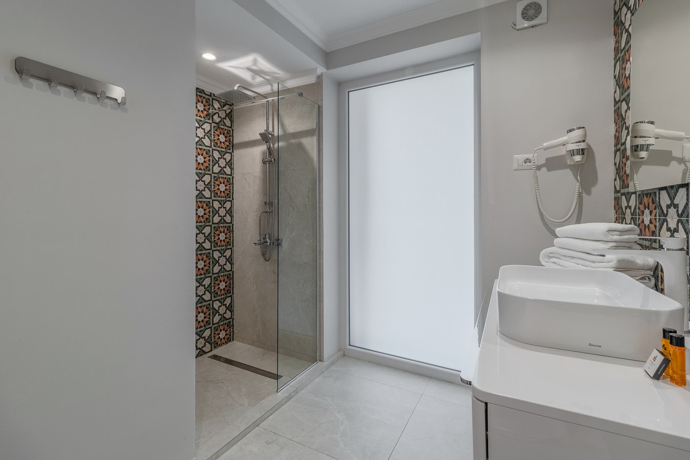 Dozsa Residence Two, ground floor apartment 13 FlatWhite Properties