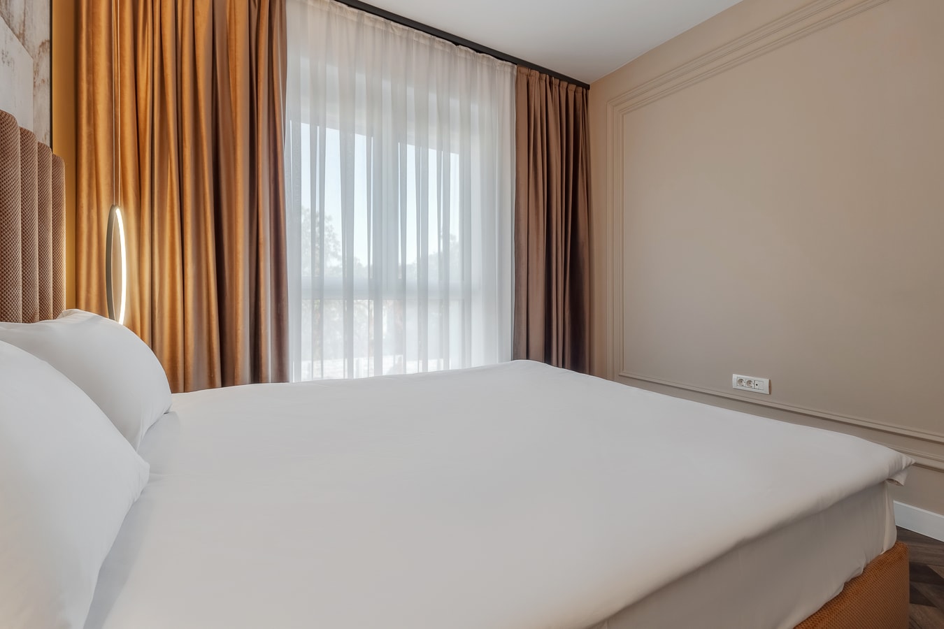 Lumiere Pumpkin 11 FlatWhite Properties