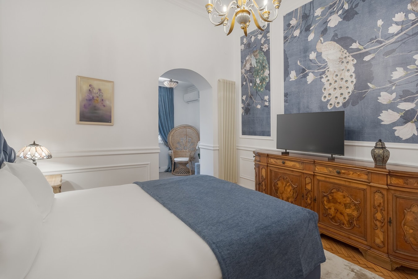 Villa Arta Residence 24 FlatWhite Properties