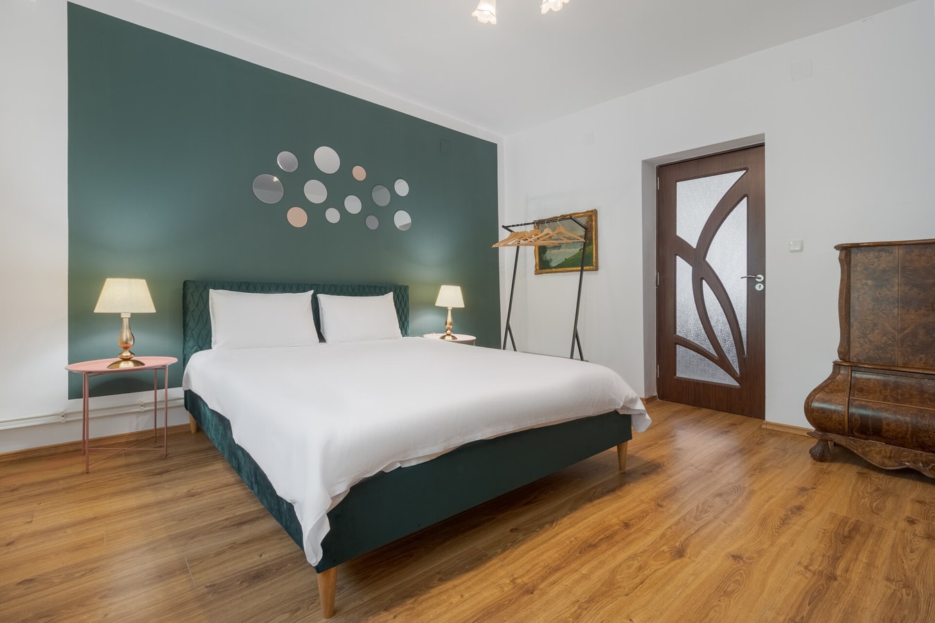 Salca Home 13 FlatWhite Properties