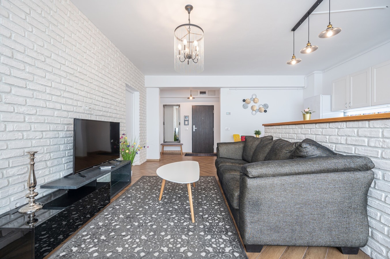 Brick Flats 806 - Smoky Bricks Flat 15 FlatWhite Properties