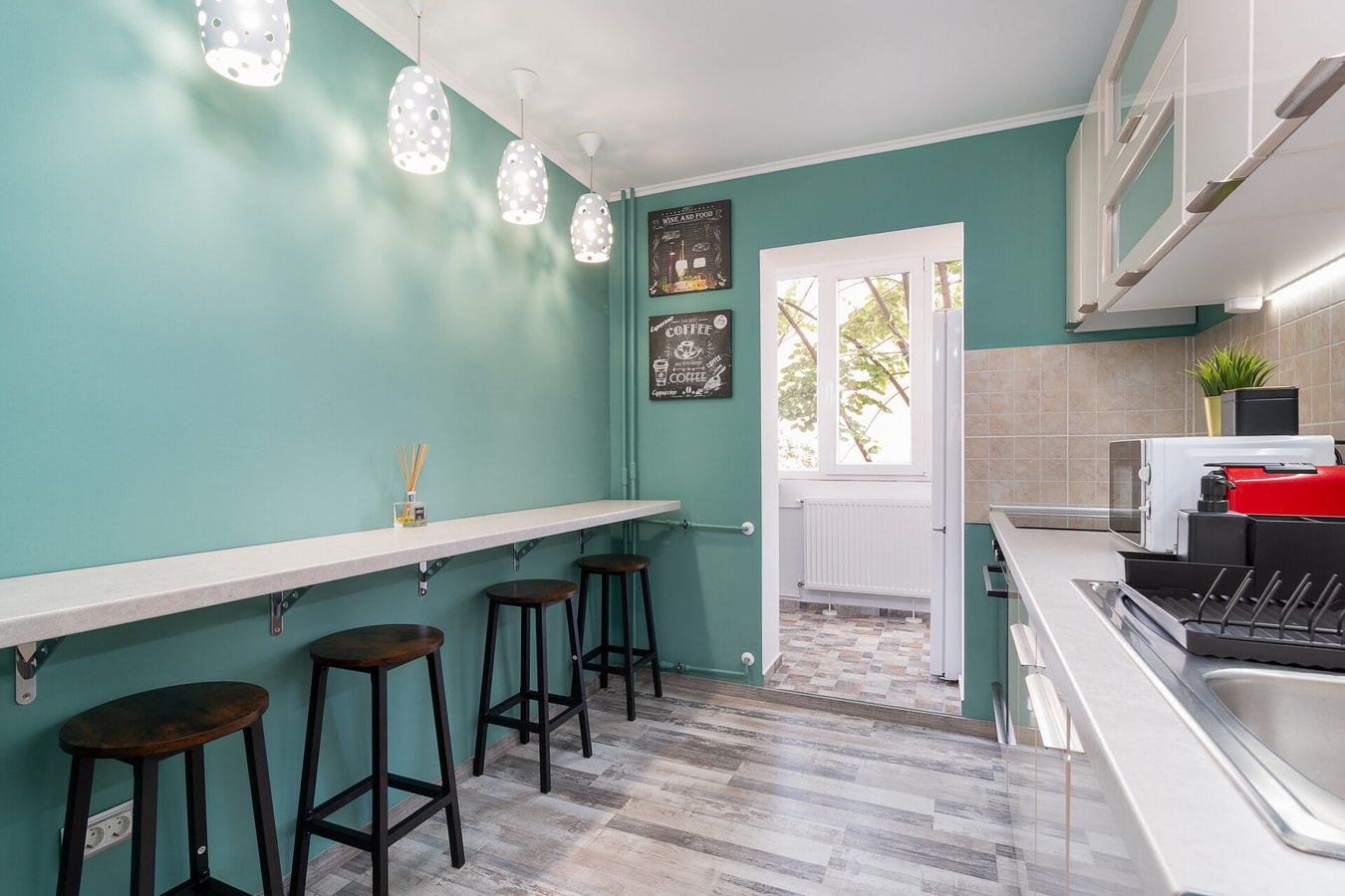 Decebal Flat 10 FlatWhite Properties