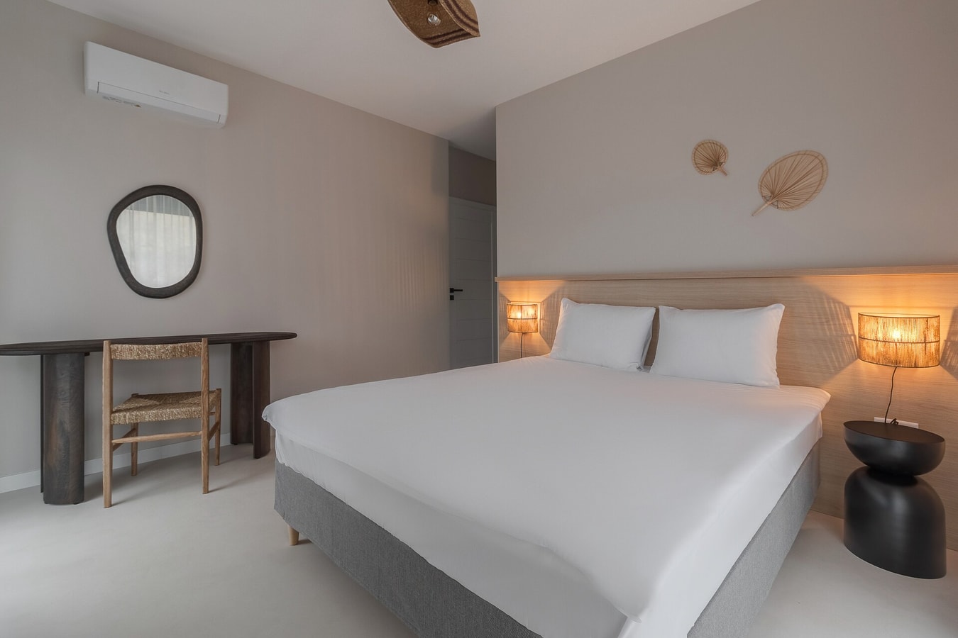 Hill View Eleven 13 FlatWhite Properties