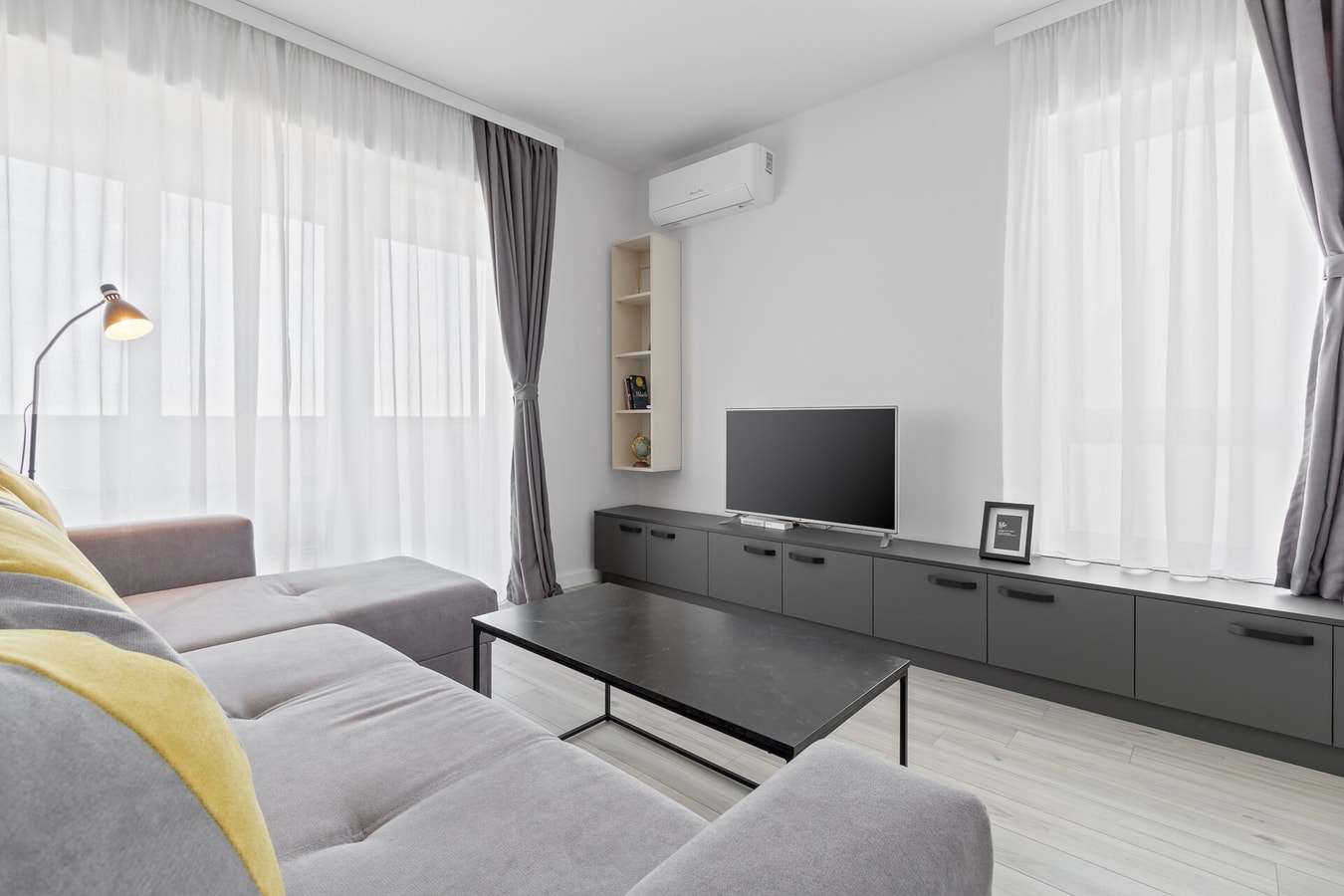 Park View 10 FlatWhite Properties