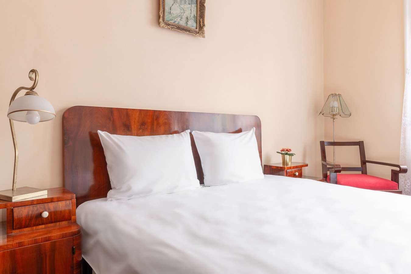 Charming House 16 FlatWhite Properties