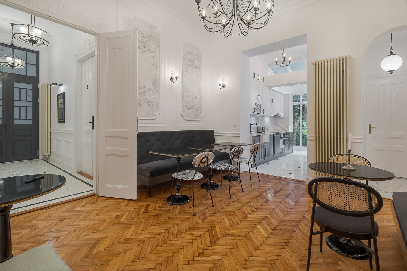 Arta Residence Four 18 FlatWhite Properties