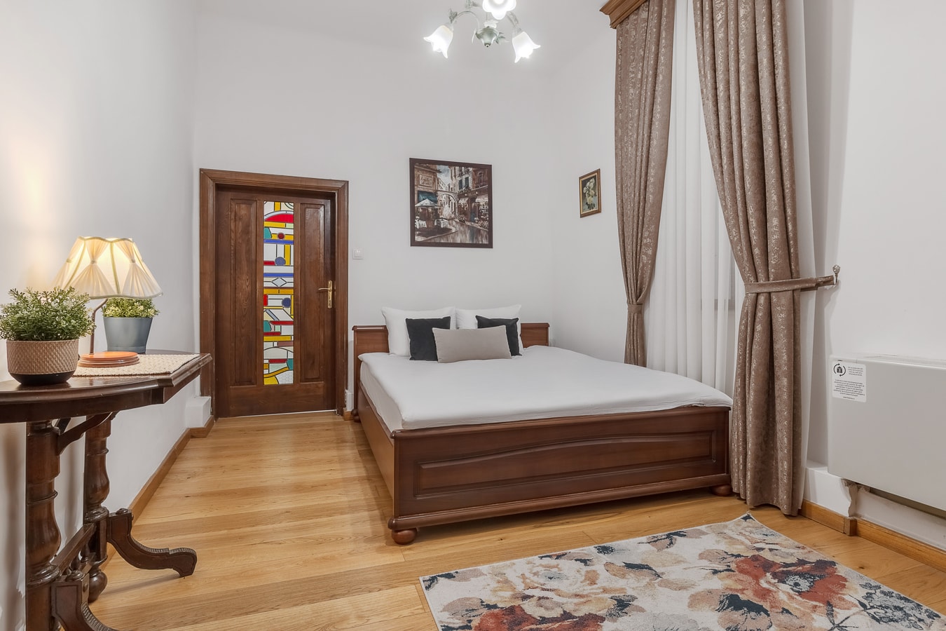 Casa Bella (entire villa) 20 FlatWhite Properties