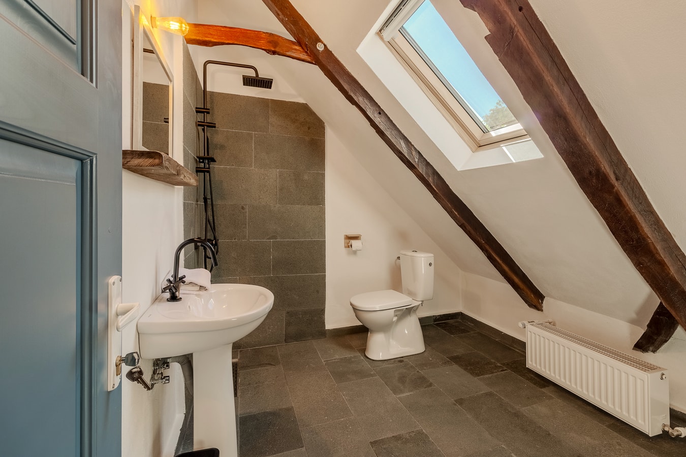 Casa Veche Leheceni (8-Room Country House) 36 FlatWhite Properties
