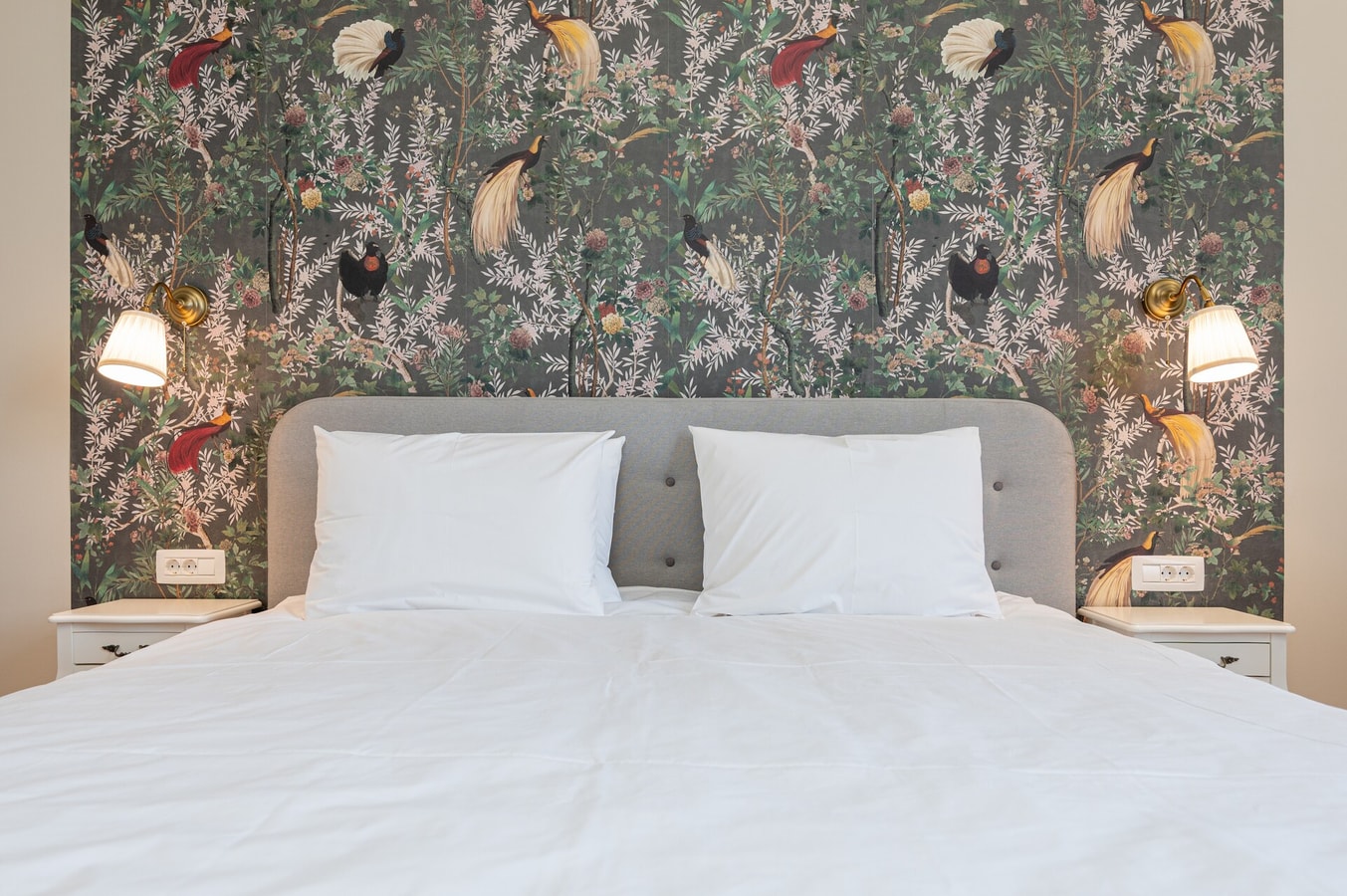 Central Park Two with freestanding bathtub 7 FlatWhite Properties