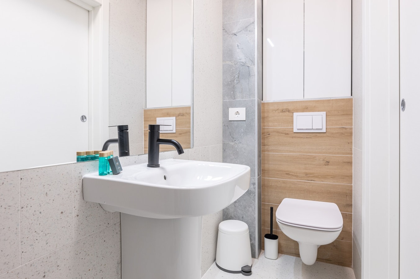 Lilla Flat 12 FlatWhite Properties