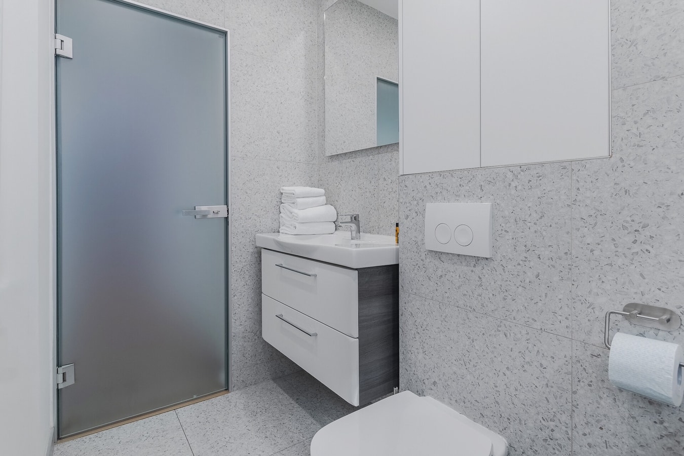 Snagov Flat 20 FlatWhite Properties