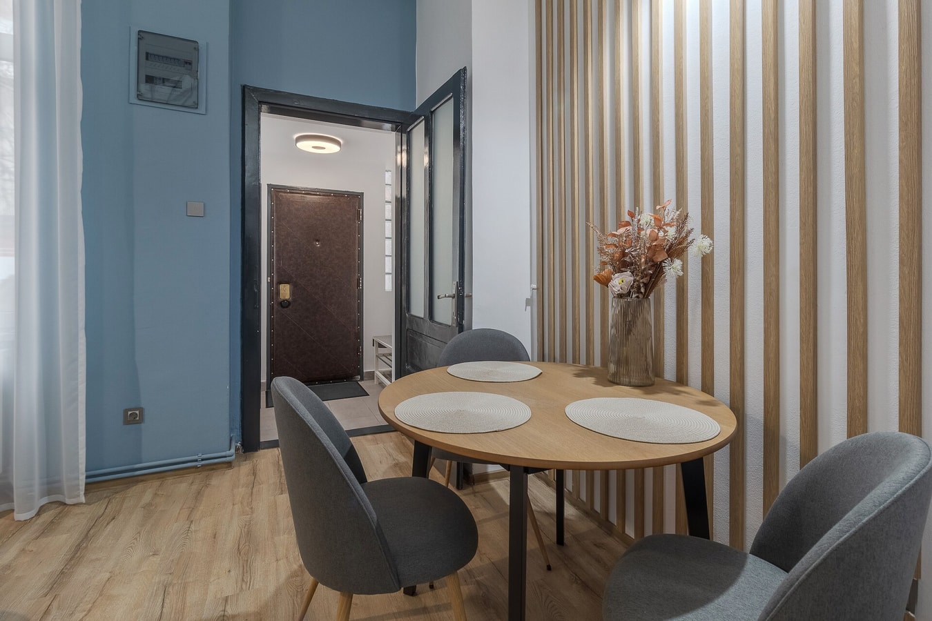 Downtown Nest 7 FlatWhite Properties