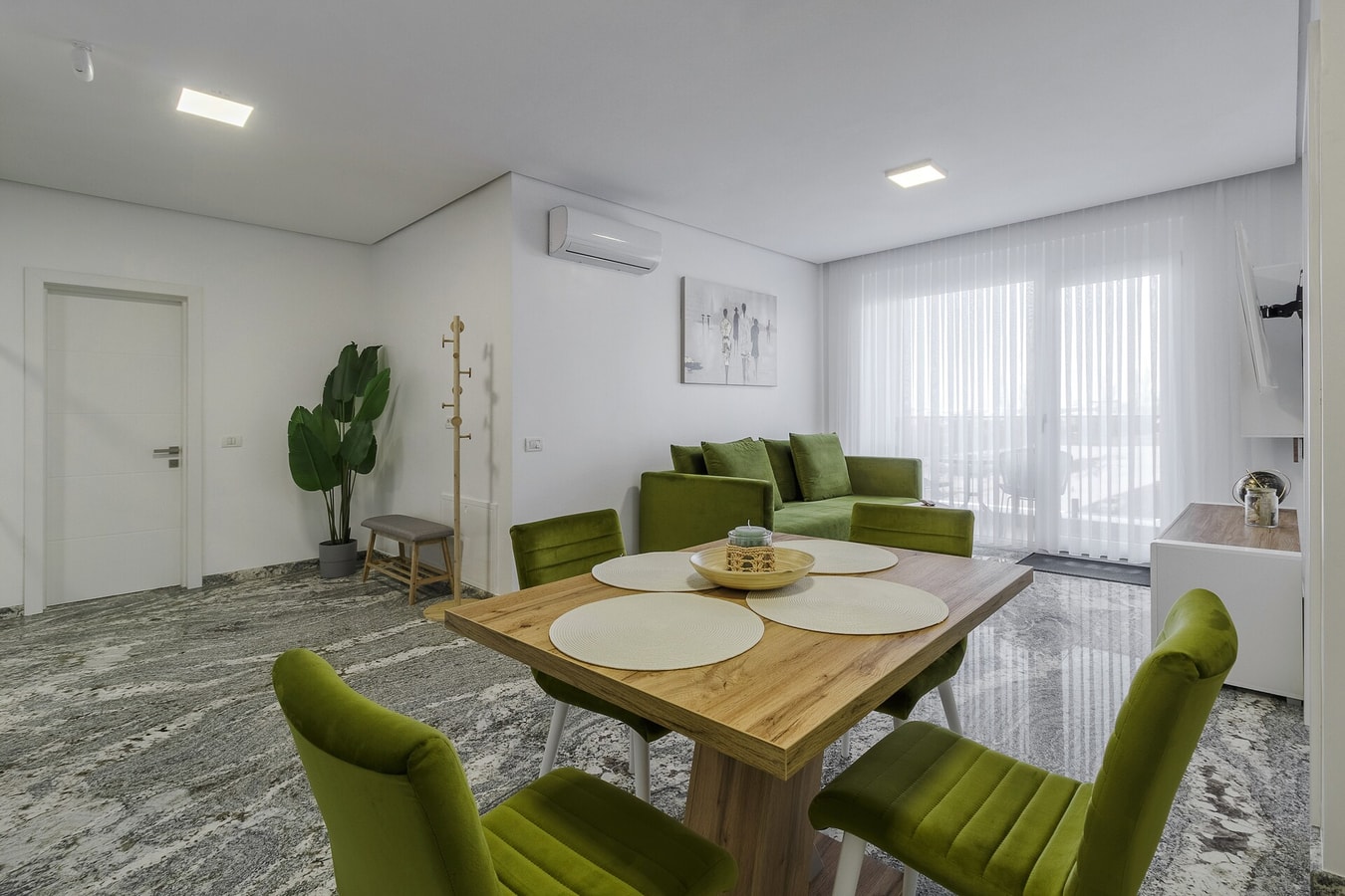 Marble Oasis 8 FlatWhite Properties