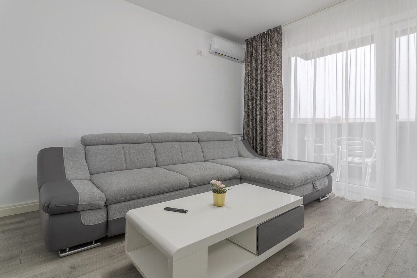 Pure Flat 5 FlatWhite Properties