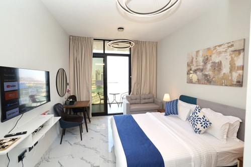 Chic Studio near Cleveland by Central Stay