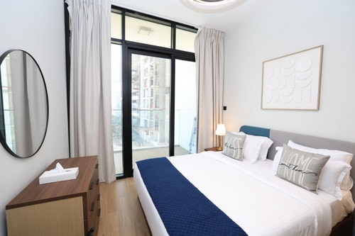 Stylish Jr. 1BR on Maryah Island near Cleveland