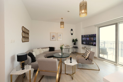 2BR Canal View Close to Parks in Yas Island