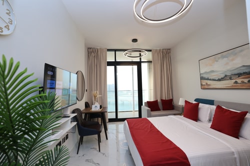 Modern Waterfront Studio | Steps from Cleveland Clinic