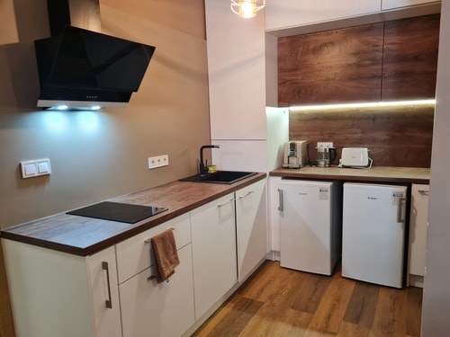 "Мати Вх" просторно студио в затворен комплекс 2 Varna Short Rent
