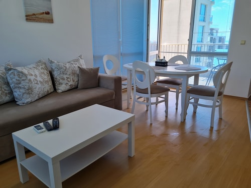 Apt "Cabacum" а comfort just steps from the beach 2 Varna Short Rent