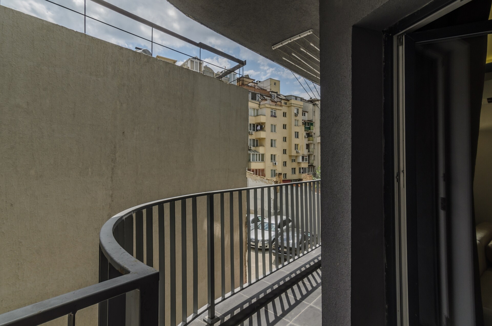 Прекрасен апартамент "Деси 3" в нова сграда 9 Varna Short Rent