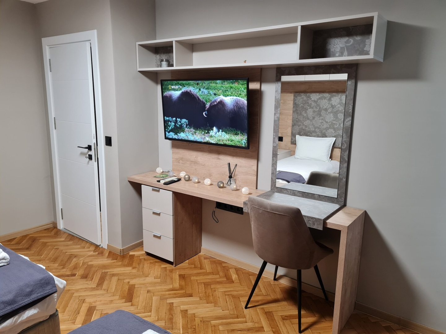 Стилен реновиран ап. „Илинден“ – уют и комфорт 14 Varna Short Rent