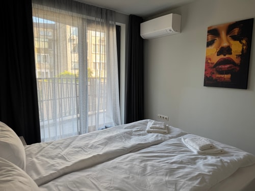 Шикозная квартира "МД 2" в самом центре города 15 Varna Short Rent