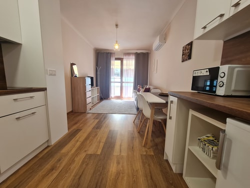 Просторная студия «Мати» в закрытом комплексе 6 Varna Short Rent