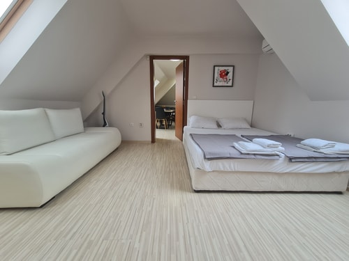 Квартира «Скайлер» в самом центре Варны 2 Varna Short Rent