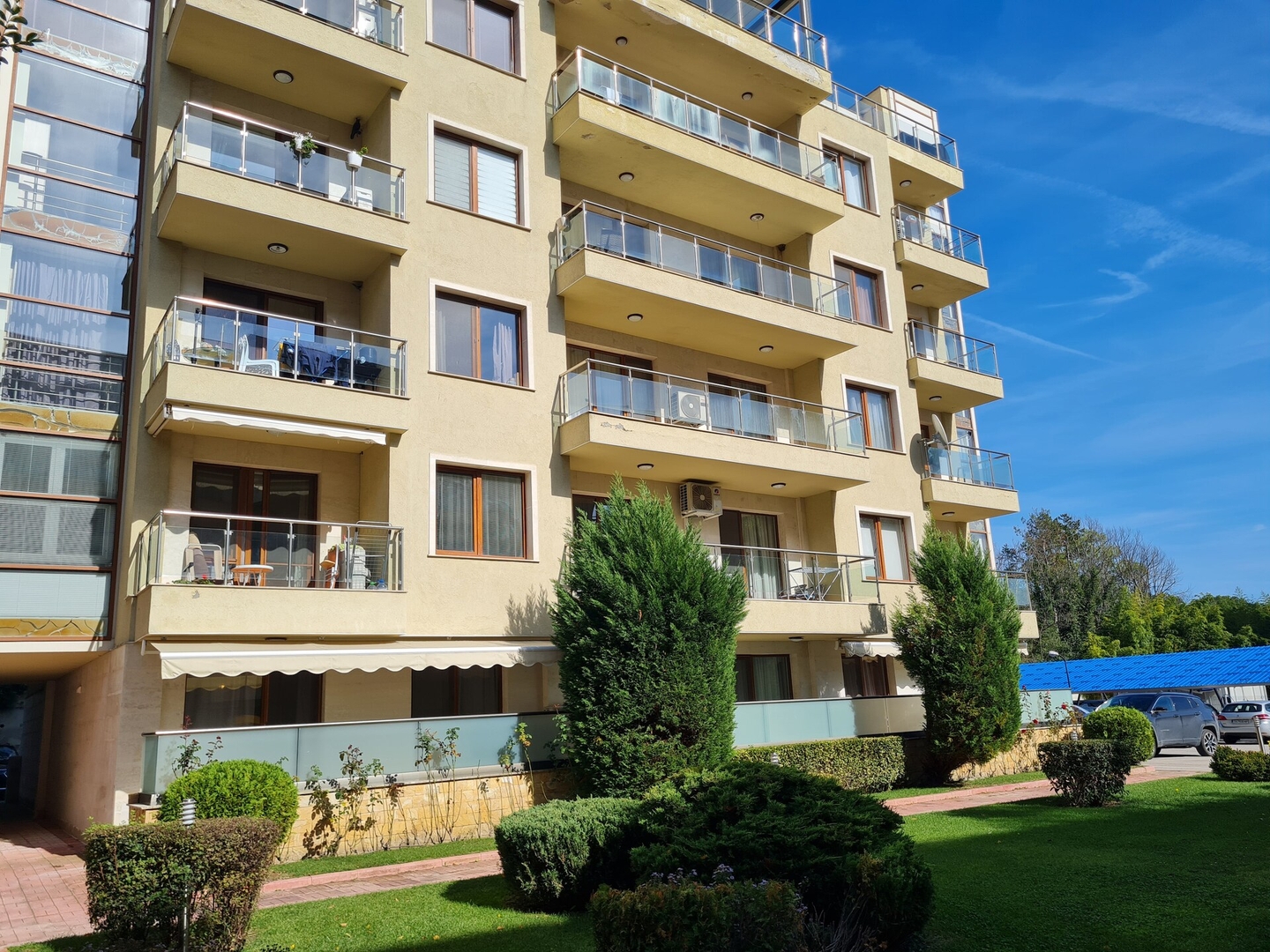 Просторная студия «Мати» в закрытом комплексе 0 Varna Short Rent