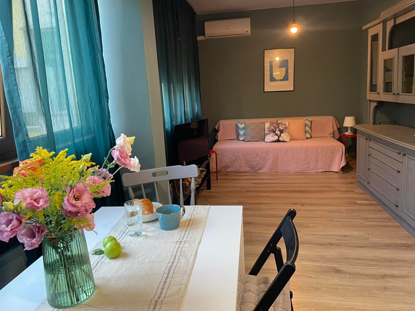 Квартира «Гларус» недалеко от городского парка 1 Varna Short Rent