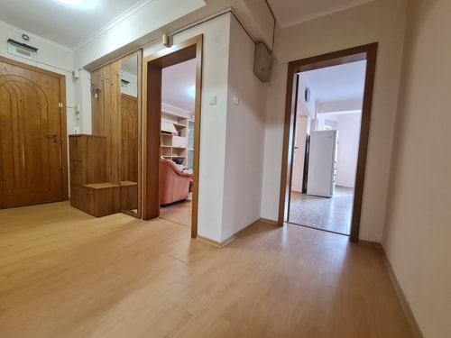 просторная квартира недалеко от городского парка 7 Varna Short Rent