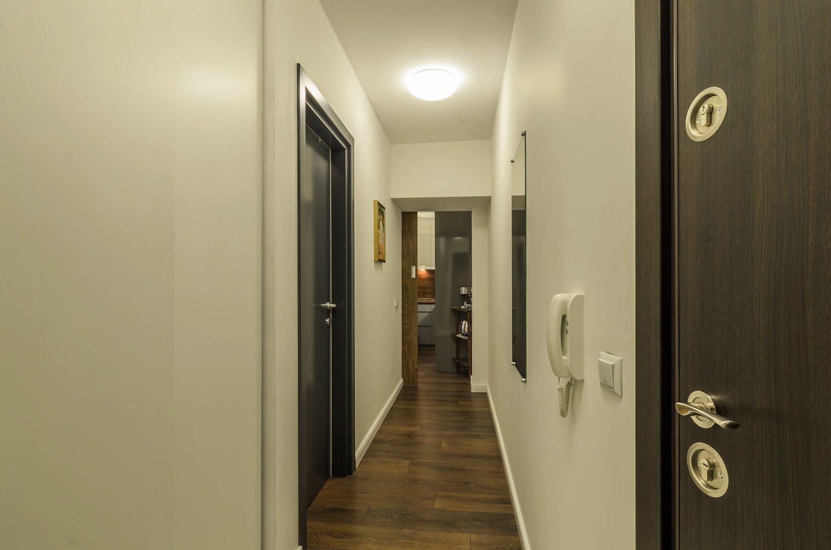 Прекрасен апартамент "Деси 3" в нова сграда 15 Varna Short Rent