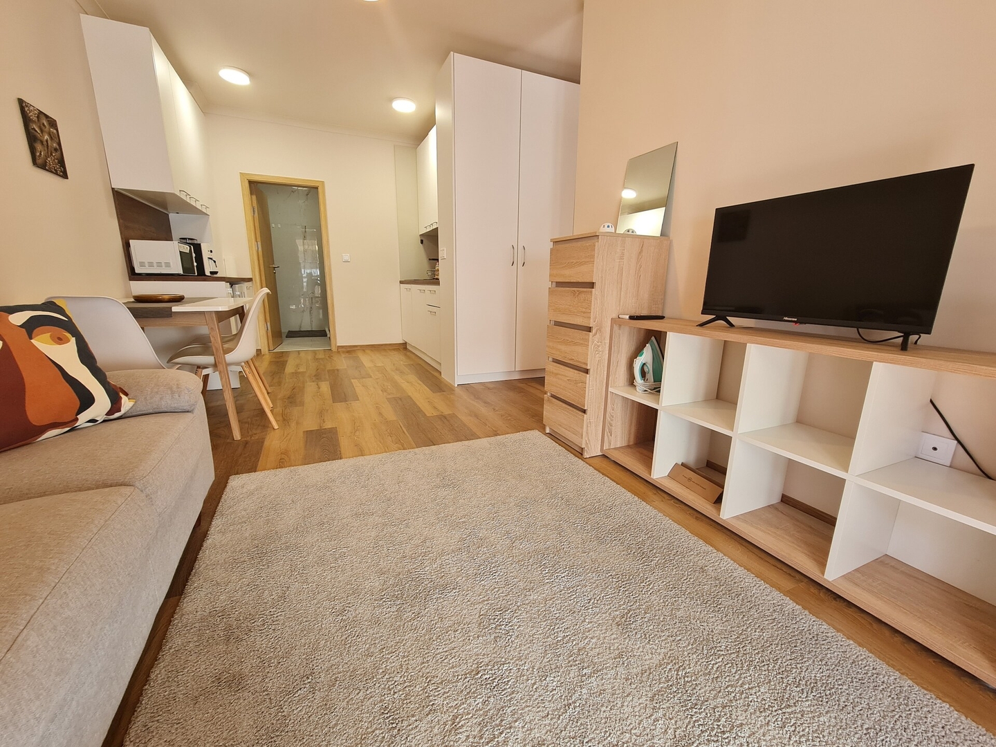 Просторная студия «Мати» в закрытом комплексе 5 Varna Short Rent