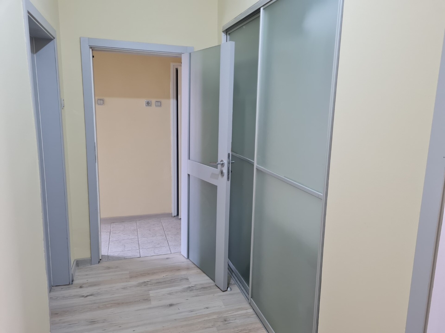 Просторен ап. "Слънчева София" в сърцето на Варна 15 Varna Short Rent