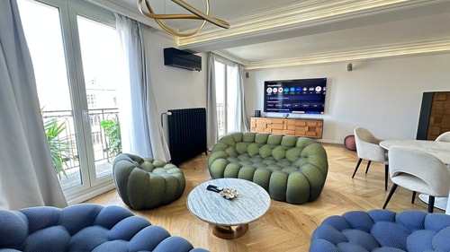 Luxe & balcon – 3 chambres / Arc de Triomphe
