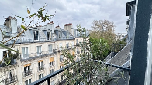 Charmant 2 pièces avec balconnet et ascenseur