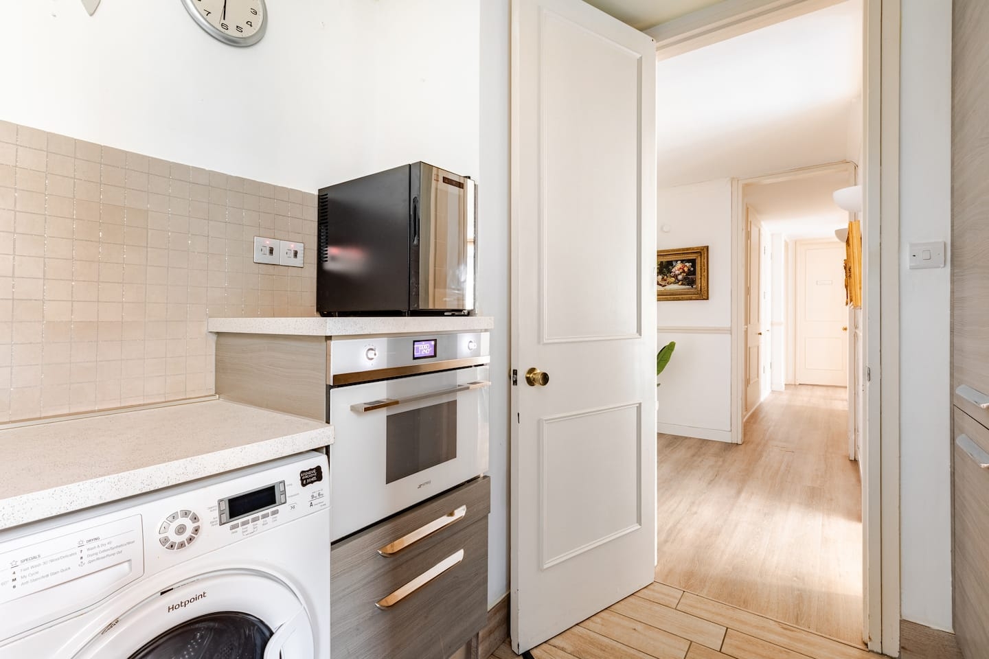 Oxford Circus Chic 2BR Apartment 4