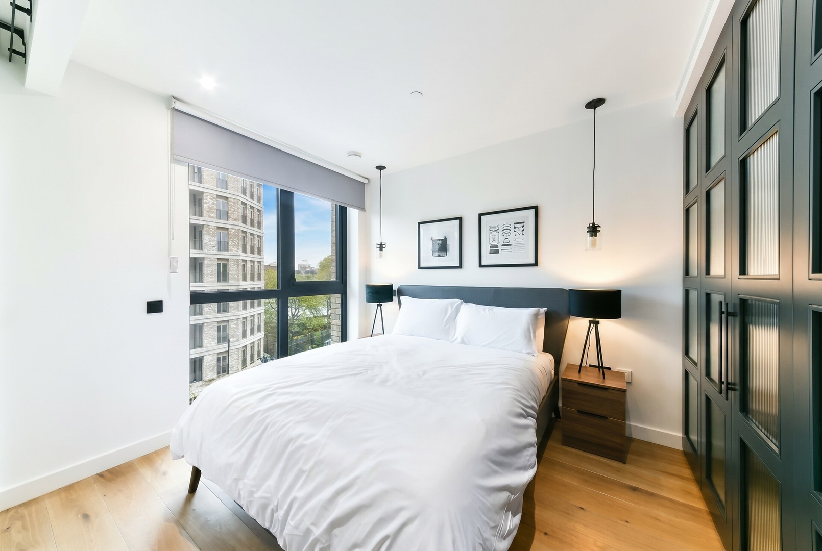 Boutique Wapping Escape • A/C • City View 2