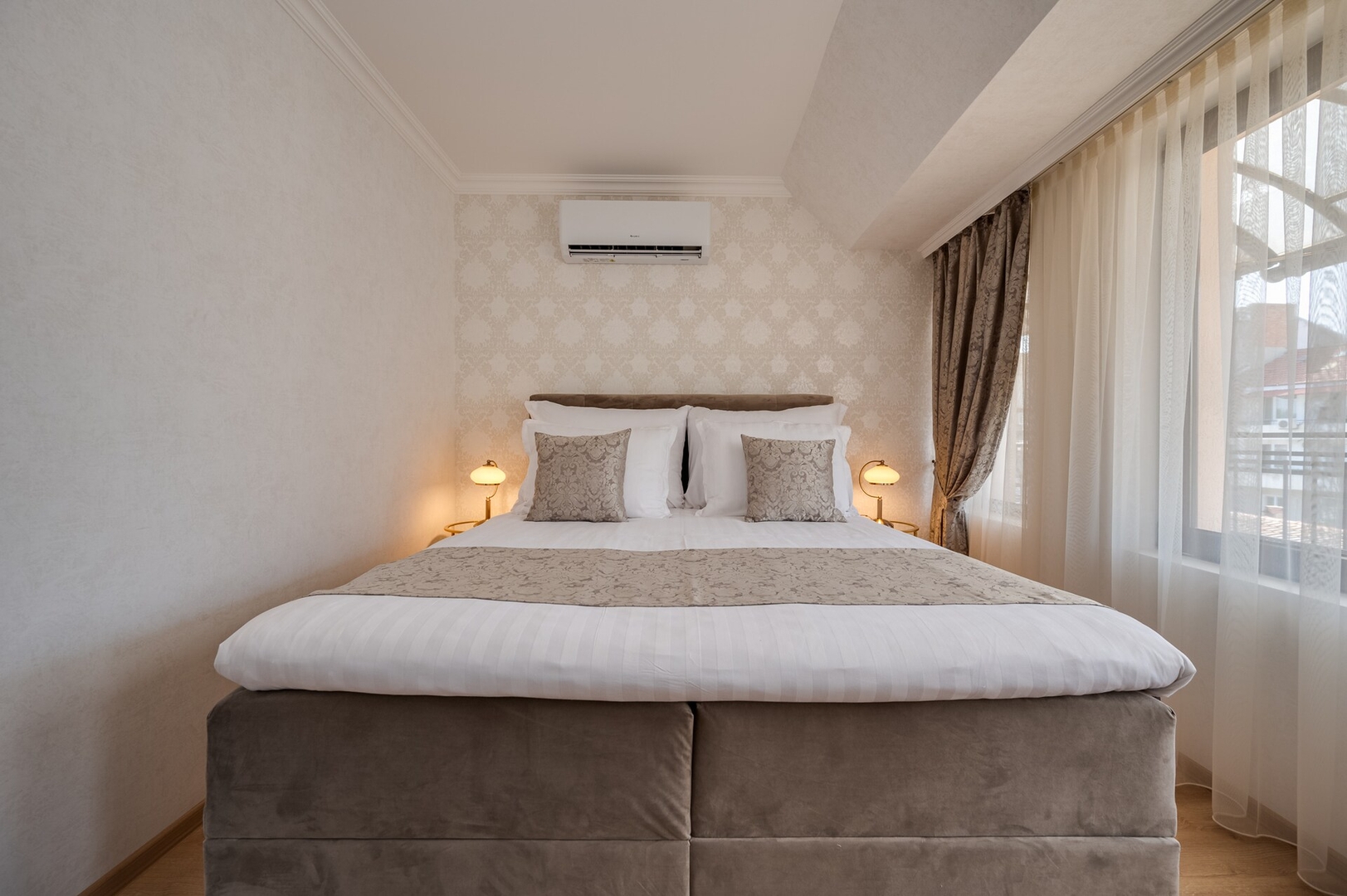Prestige Central Atelier 9 24 Click And Rent Bulgaria