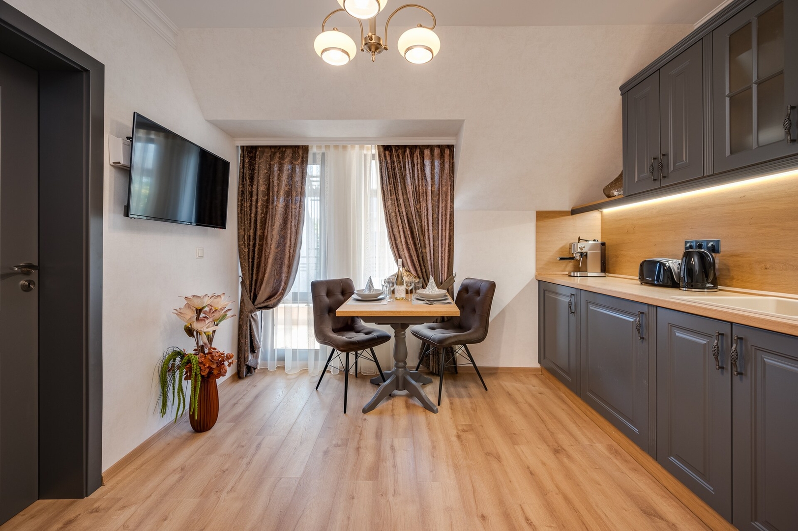 Prestige Central Atelier 9 3 Click And Rent Bulgaria
