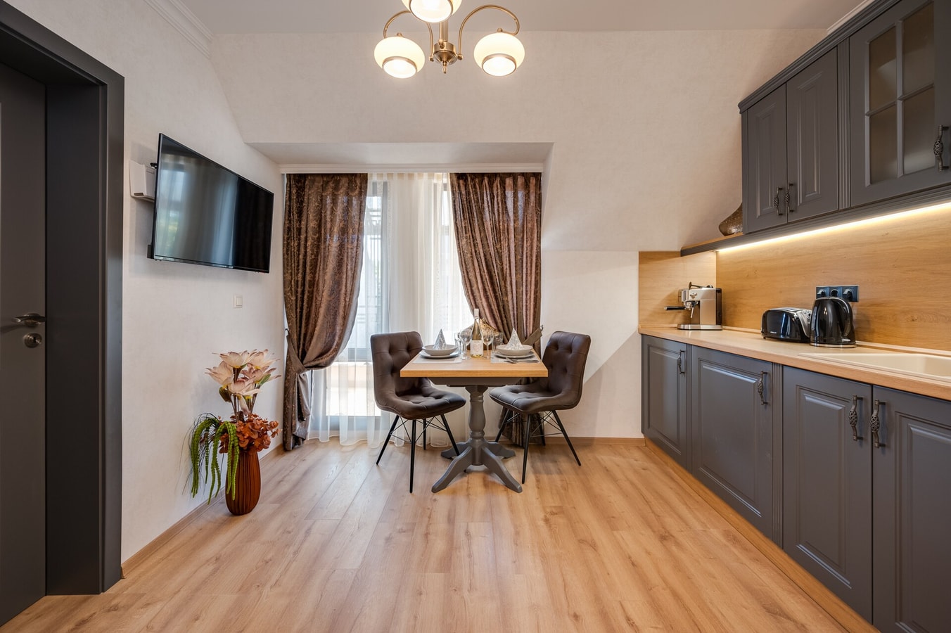Prestige Central Atelier 9 3 Click And Rent Bulgaria
