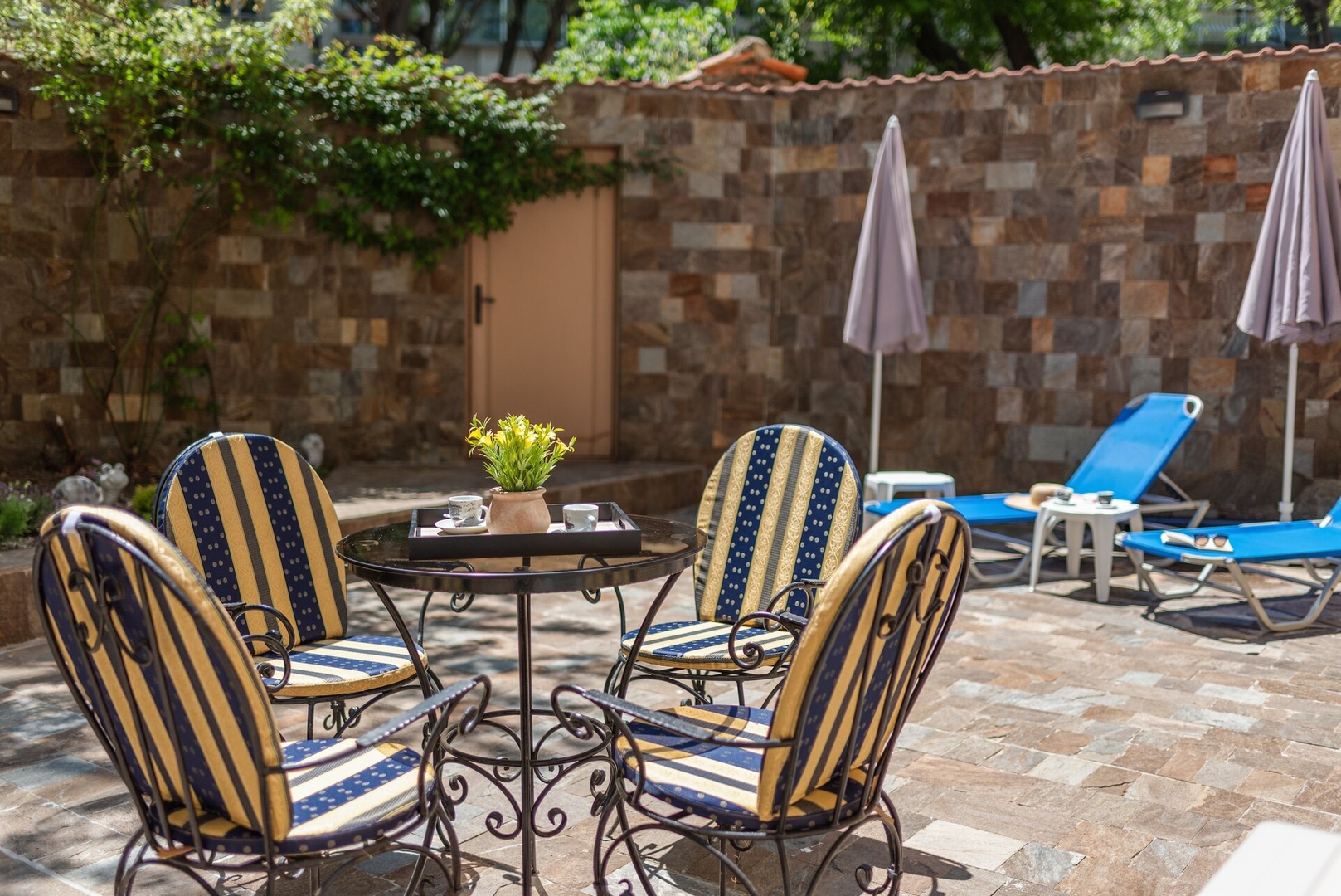 Deluxe and Central Garden Apartment 19 Click And Rent Bulgaria
