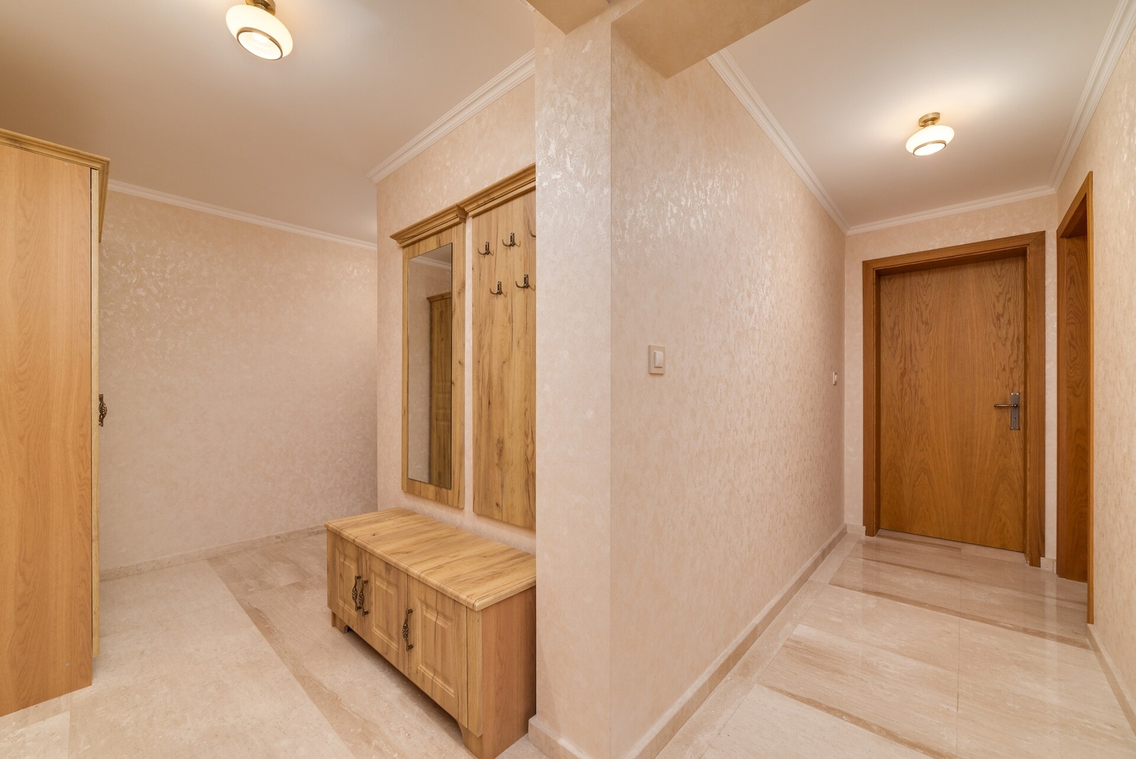 Deluxe and Central Garden Apartment 11 Click And Rent Bulgaria