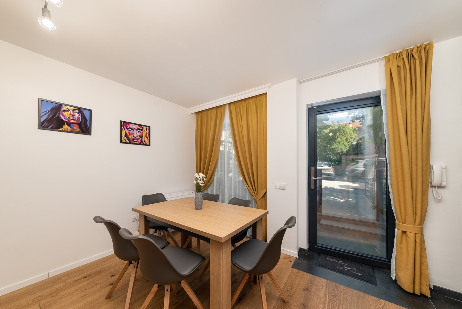 Varna Smart Home Apartment №3 2 Click And Rent Bulgaria