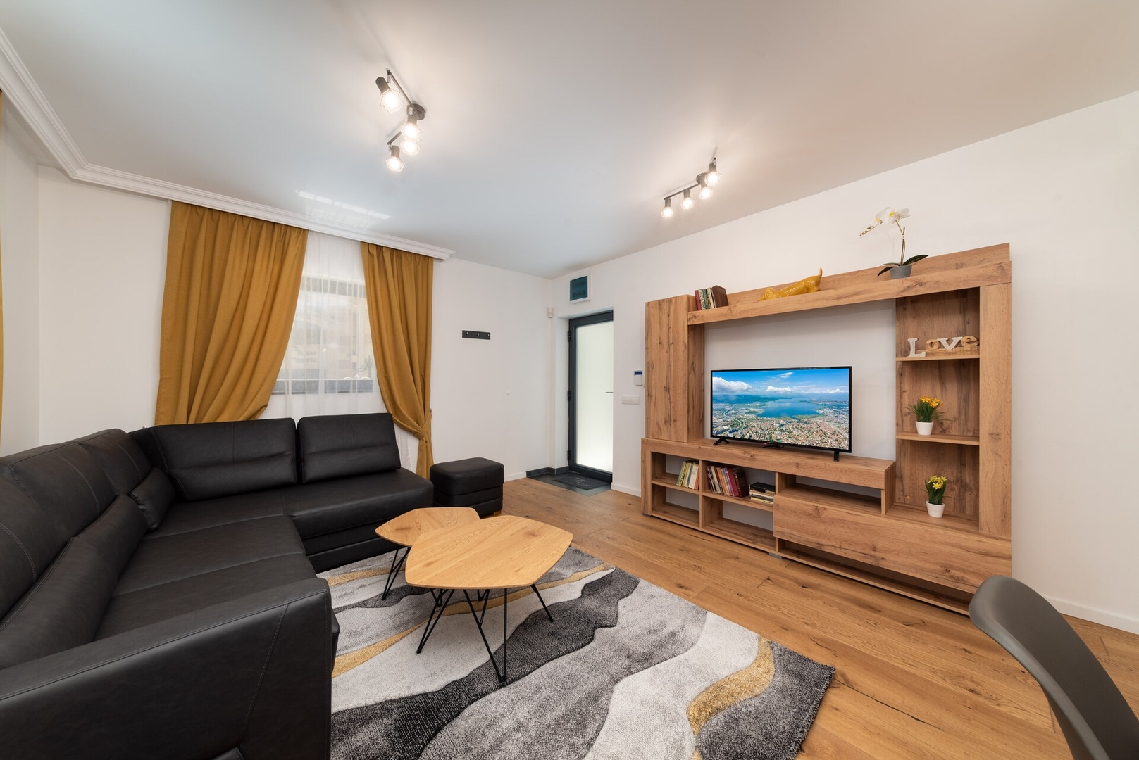 Varna Smart Home Apartment №2 2 Click And Rent Bulgaria