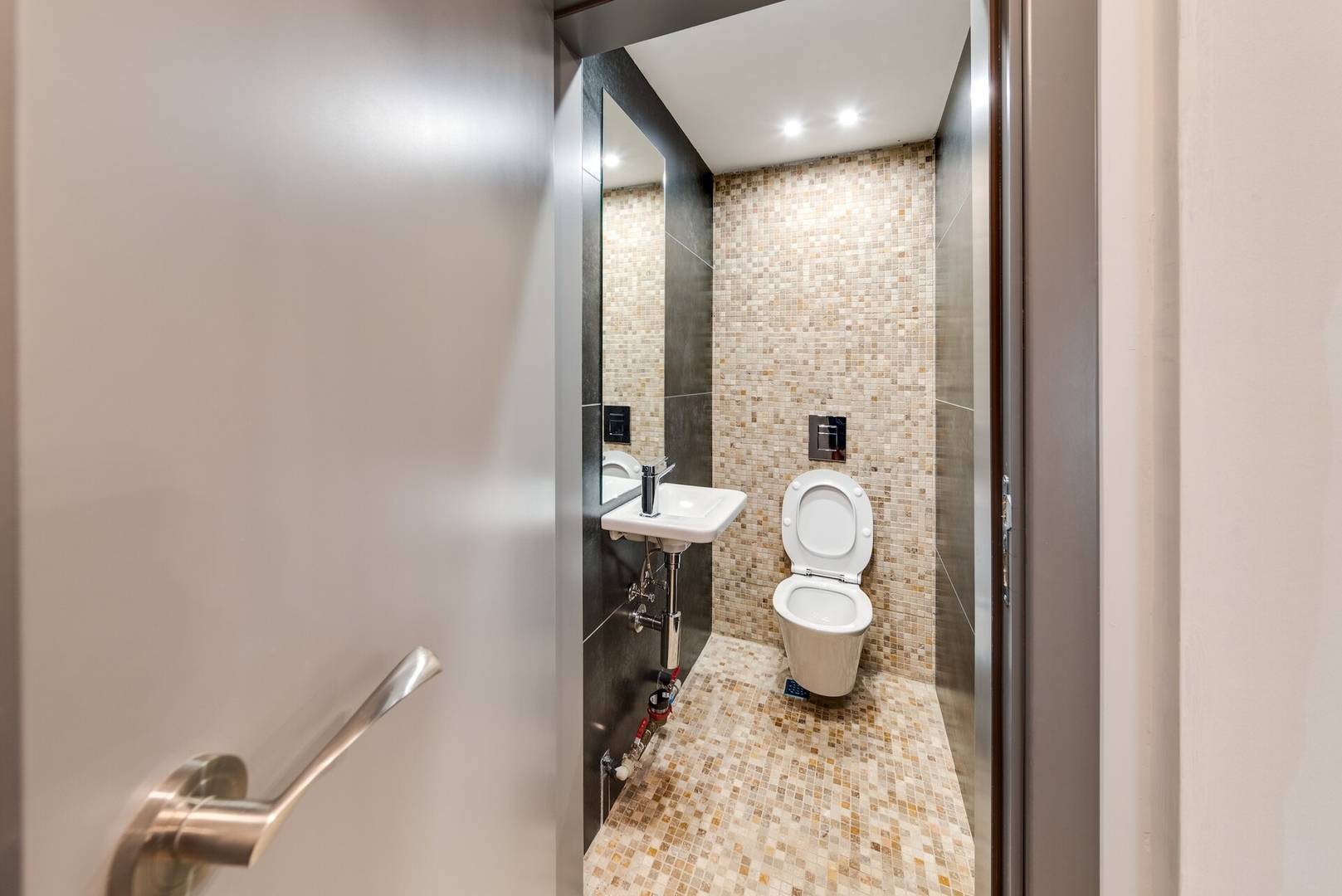 Varna Smart Home Apartment №3 6 Click And Rent Bulgaria
