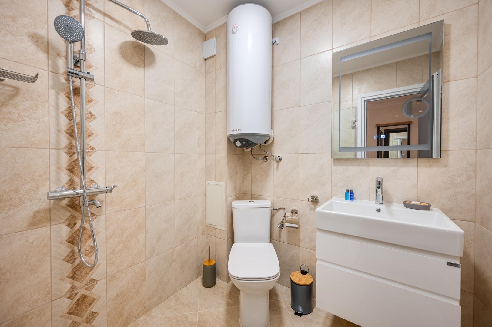 Prestige Central Apartment 6 3 Click And Rent Bulgaria